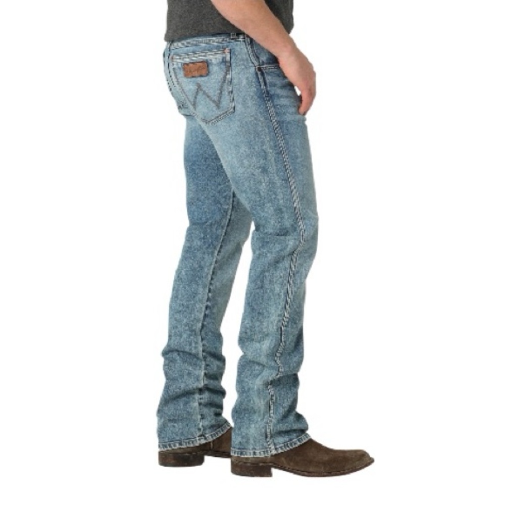 Wrangler Mens Retro Slim Medium Wash Bootcut Jeans 30x34